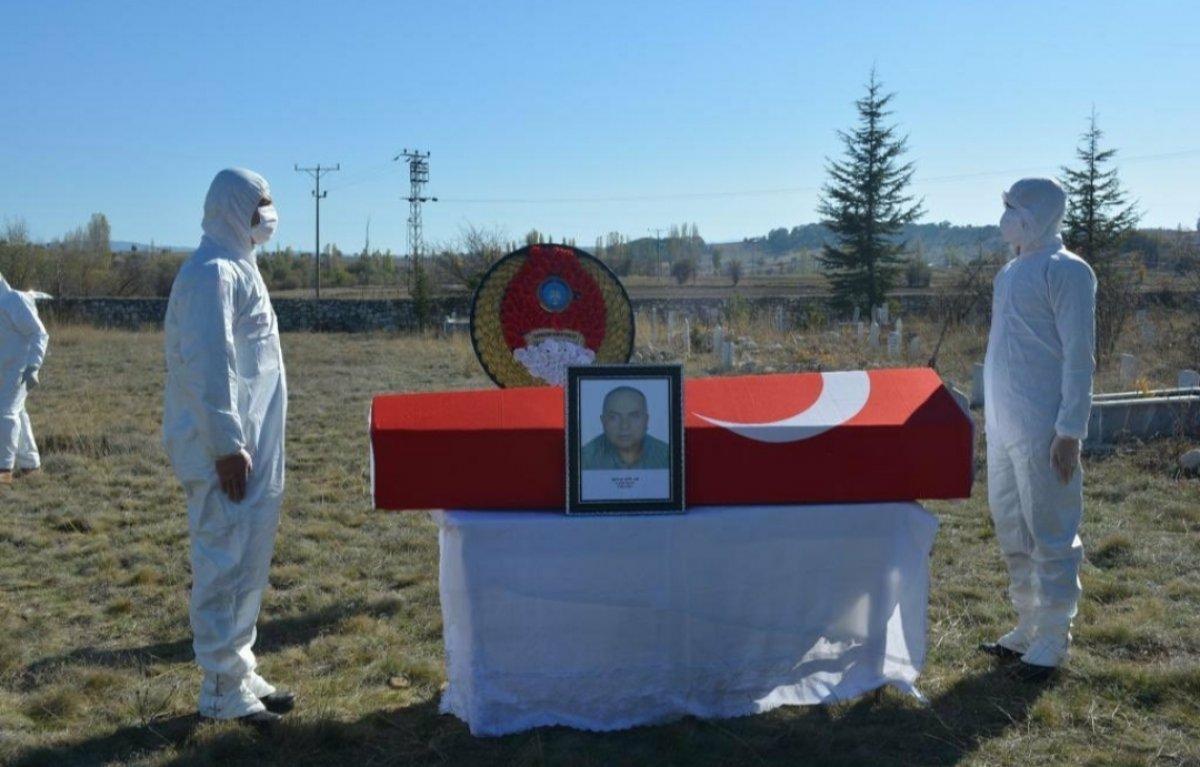 Kıbrıs gazisi Mehmet Arslan, koronavirüs sebebiyle hayatını kaybetti