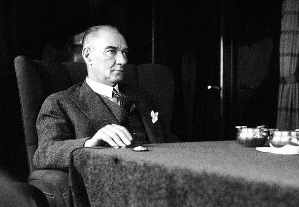 10 Kasım 2020 Atatürk'ün ölüm yıl dönümü ile ilgili resimler ve Atatürk'ü Anma mesajları