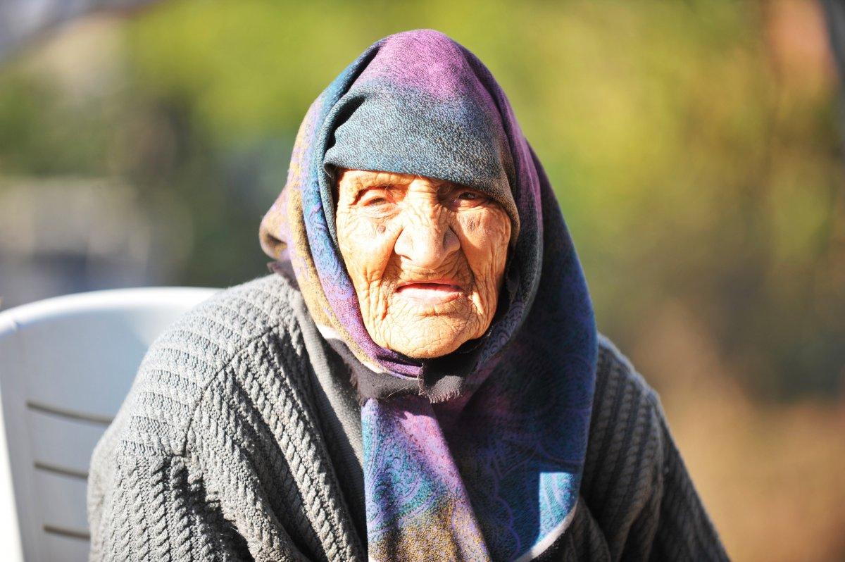 Bursa'da yaşayan Fatma Nine, Atatürk ile arasında geçen diyaloğu anlattı