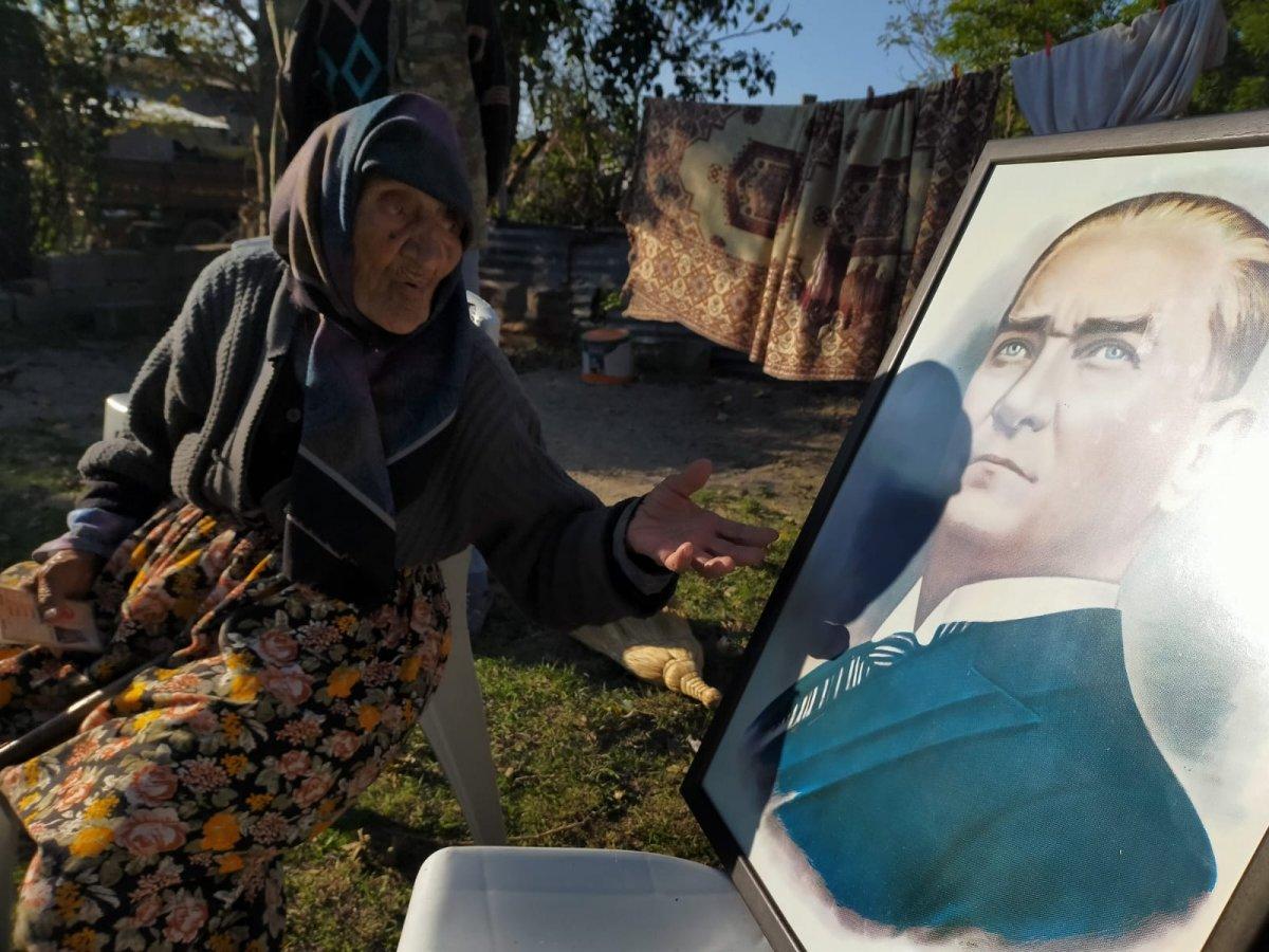 Bursa'da yaşayan Fatma Nine, Atatürk ile arasında geçen diyaloğu anlattı