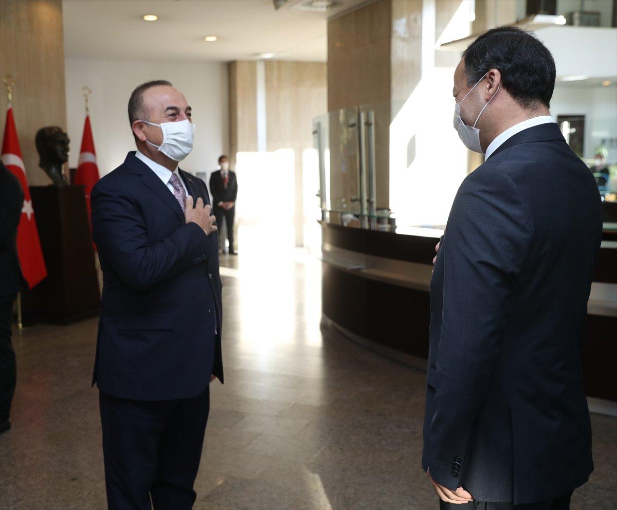 Mevlüt Çavuşoğlu: Kırgızistan'daki seçimlerden sonra FETÖ'cüler boy gösterdi