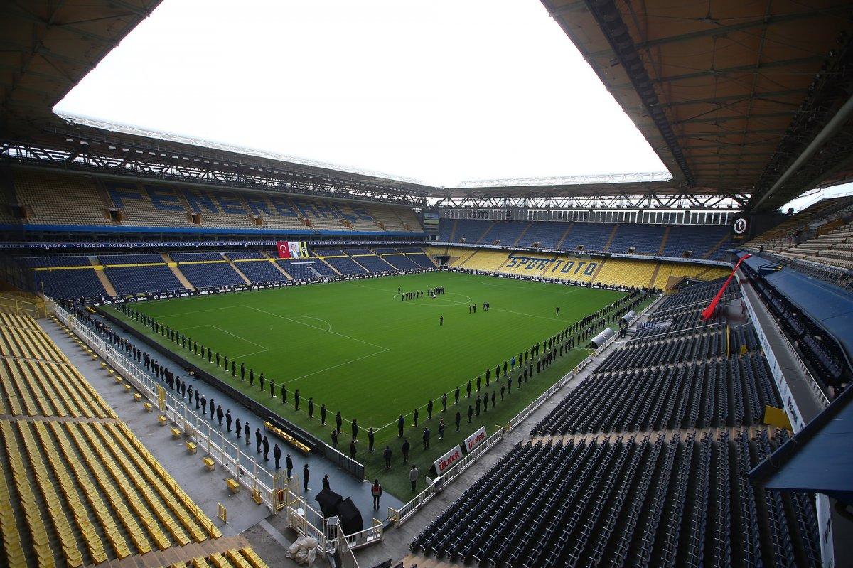Fenerbahçe, Atatürk için anma töreni düzenledi