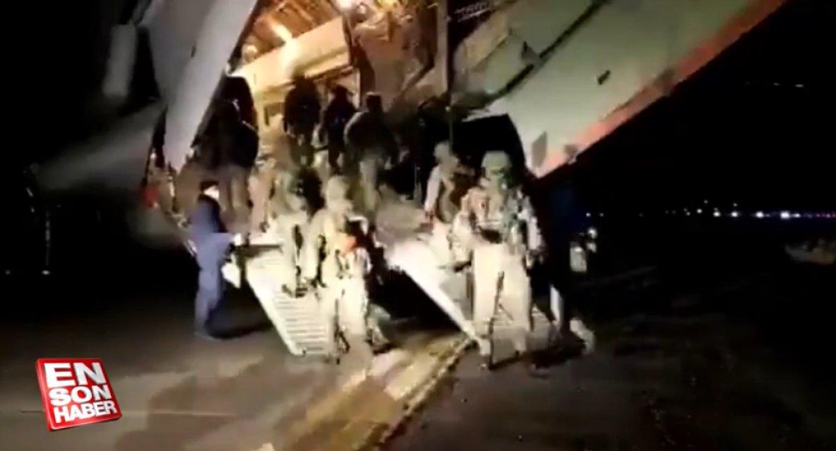 Rus barış gücü Karabağ'a gitmeye başladı