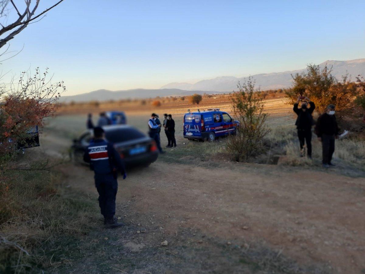 Afyonkarahisar'da yaşlı çiftin cansız bedenleri rögarda bulundu