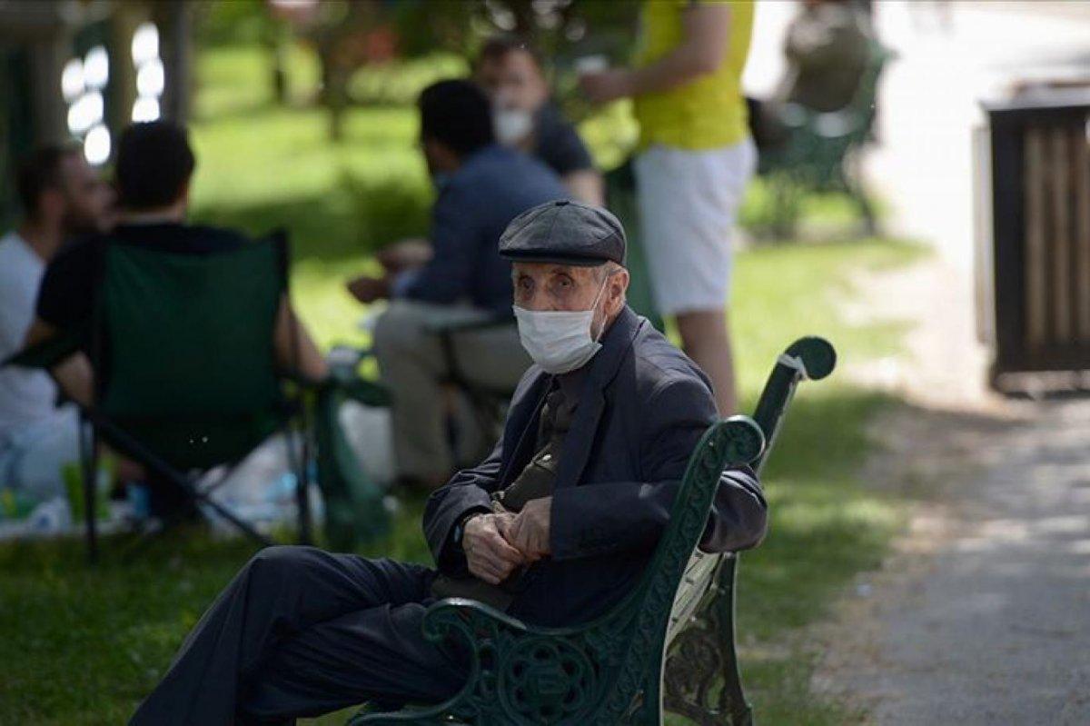 Cadde ve sokaklarda sigara içmek yasaklandı