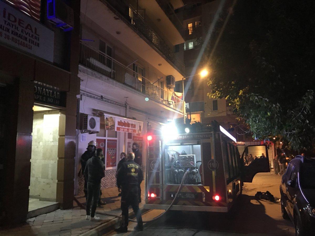 Aydın'da bir ev yanmaktan son anda kurtarıldı