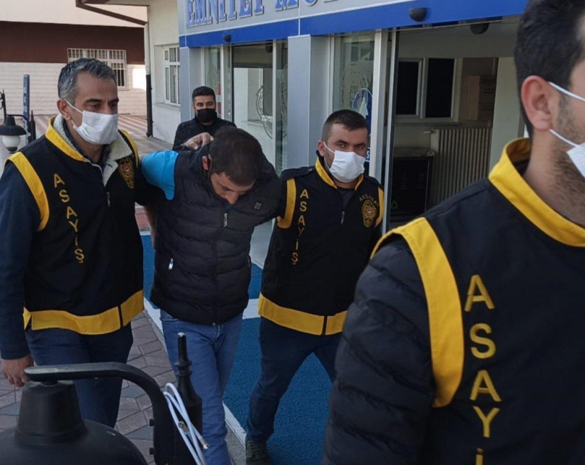 Aksaray'da market çalışanı, mesai arkadaşı kadını bıçaklayarak öldürdü