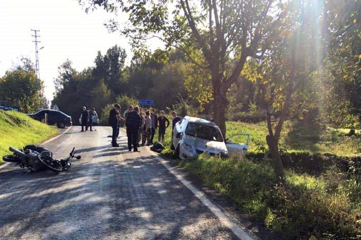 Zonguldak'ta otomobil ile motosiklet çarpıştı: 2 yaralı