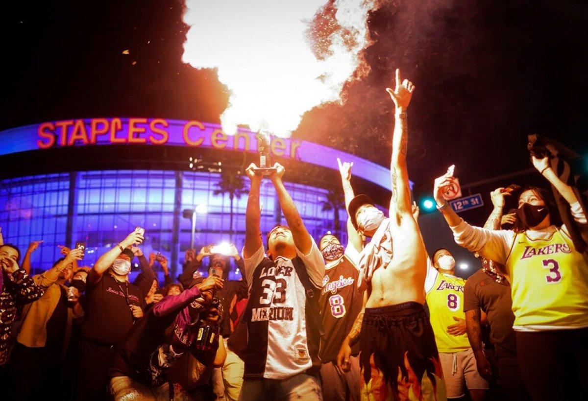 Los Angeles Lakers yeni sezonda seyircisiz oynayacak