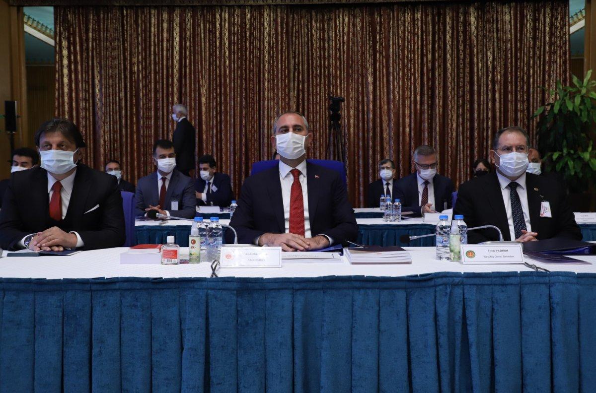 Abdulhamit Gül: Bırakın adalet yerini bulsun