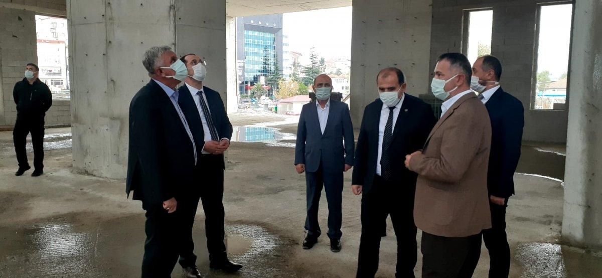 Erdoğan Bayraktar'ın yaptırdığı camide sona doğru