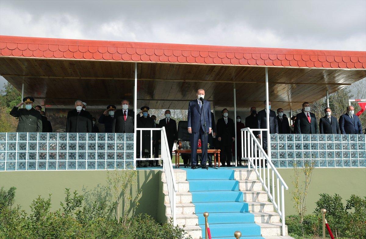 Cumhurbaşkanı Erdoğan sancak töreninde