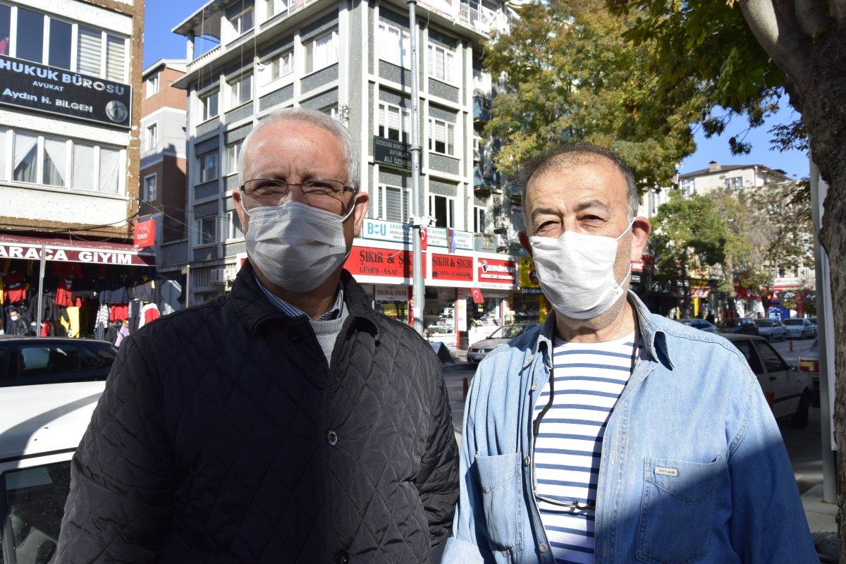 Burdur'da yaşlı vatandaşlar, gençlere sitem etti