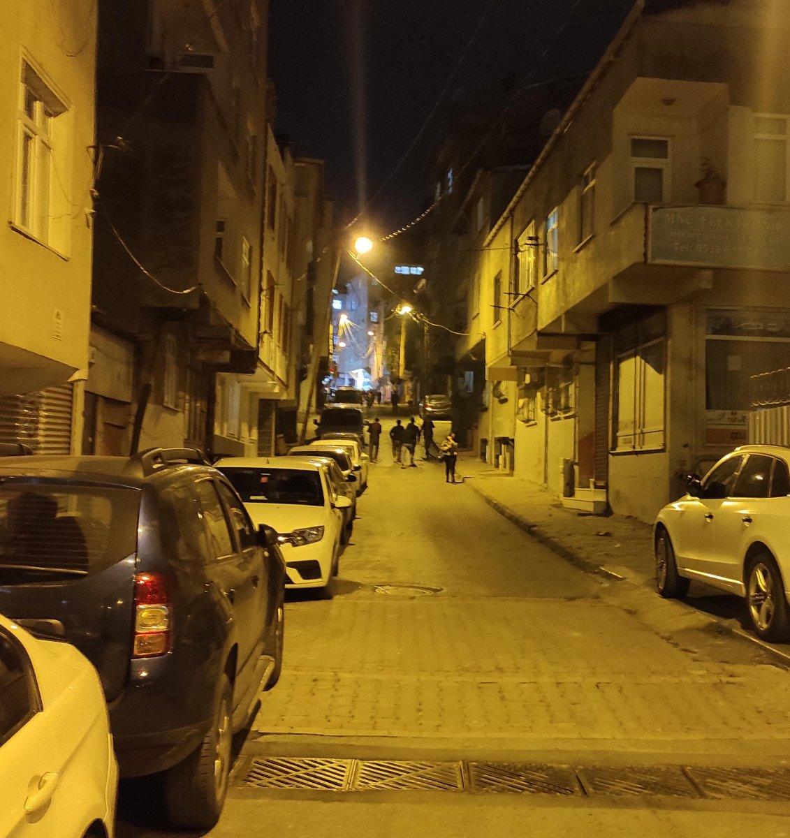 Bağcılar'da torbacılar ile mahalleli arasında kavga