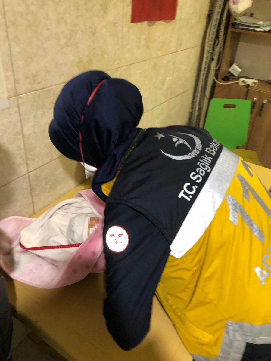Samsun'da, 3 günlük bebeğini tuvalete bırakan kadın gözaltına alındı