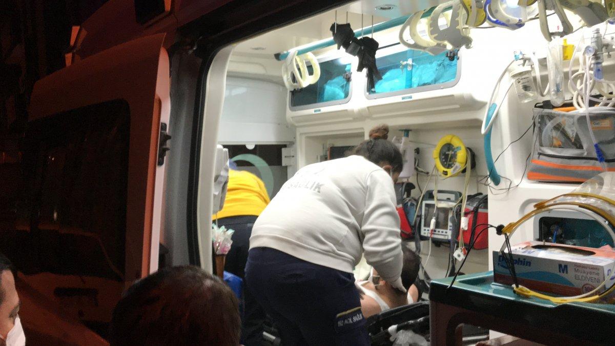 Bursa'da 'Ne bakıyorsun’ tartışması: 1’i ağır 2 yaralı