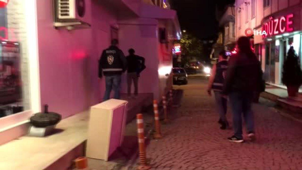 Düzce'de maske takmayan bir genç, bekçilerden koşarak kaçtı