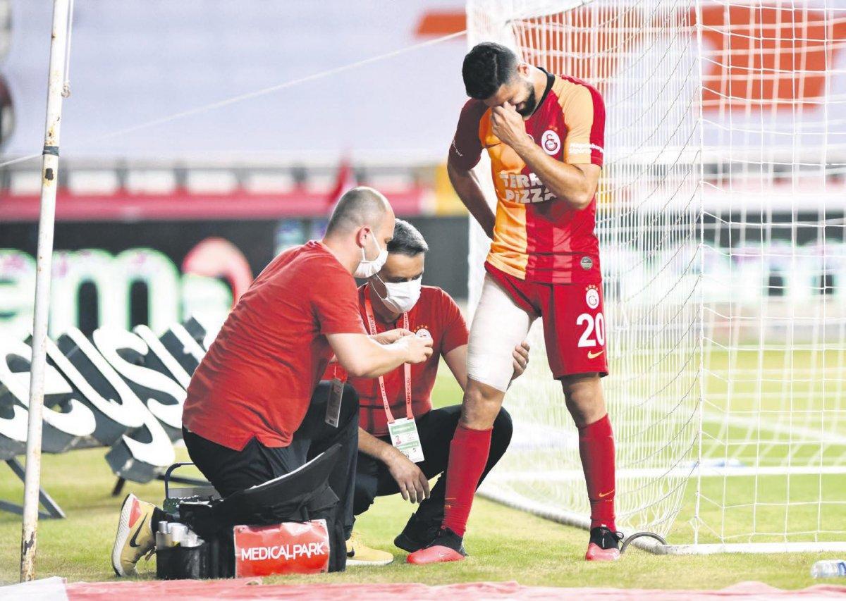 Emre Akbaba'nın maaşı TL'ye çeviriliyor