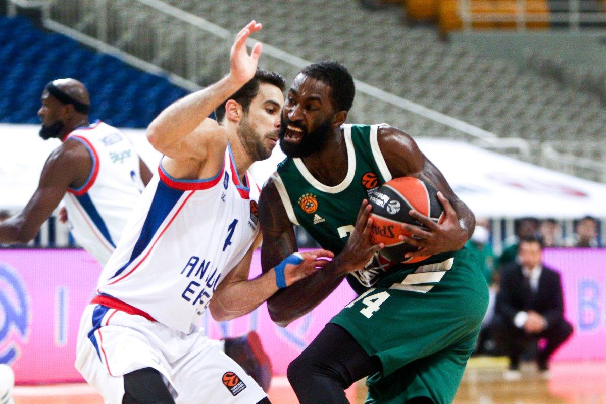 THY Euroleague'de Anadolu Efes, Panathinaikos'u 80-77 mağlup etti