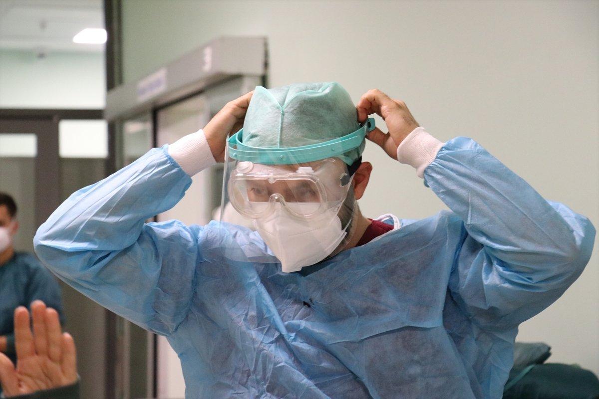 Doktorlar uyarıyor: Lütfen koronavirüsü ciddiye alın