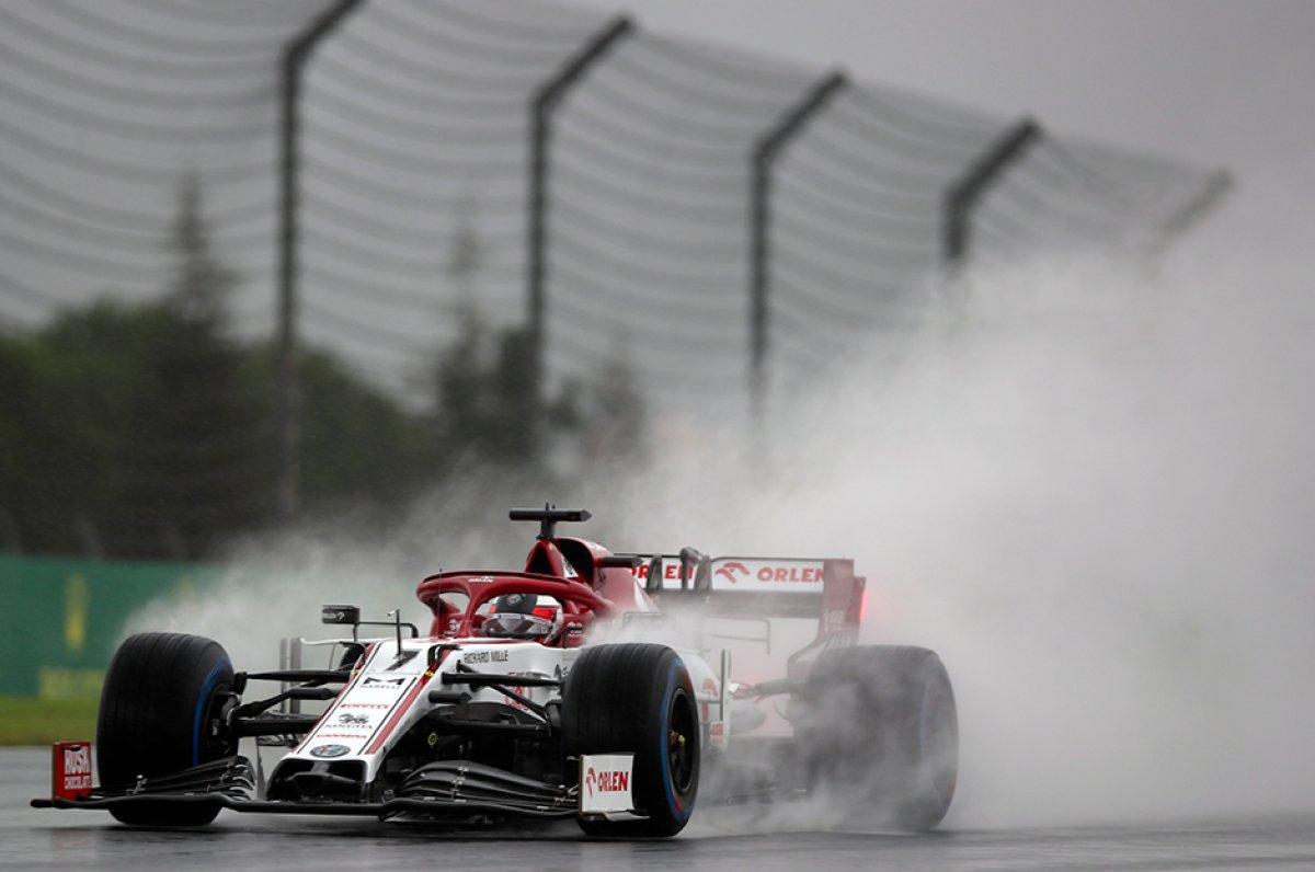 Antrenman turuna çıkan pilotlar asfaltı beğenmedi