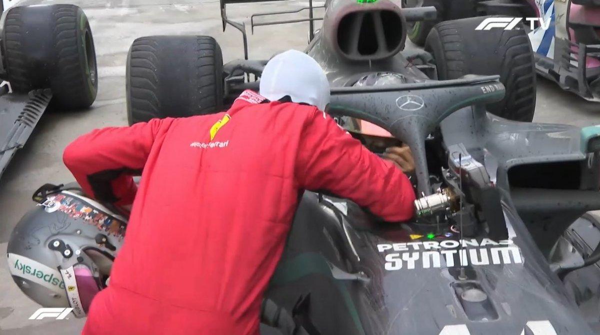 Formula 1'de şampiyon Lewis Hamilton