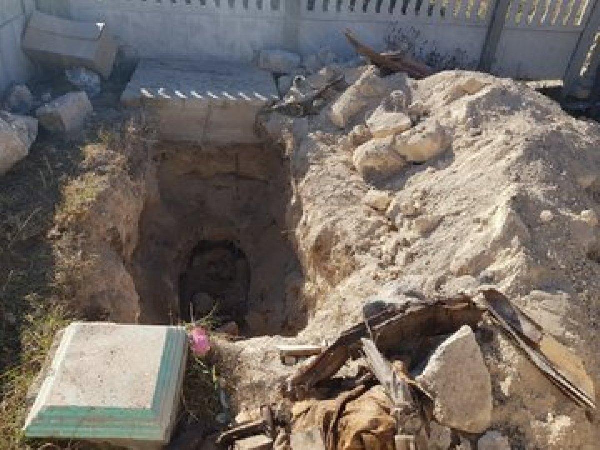 Kelbecer'i terk eden Ermeniler ölen akrabalarının cesetlerini de yanlarında götürdü