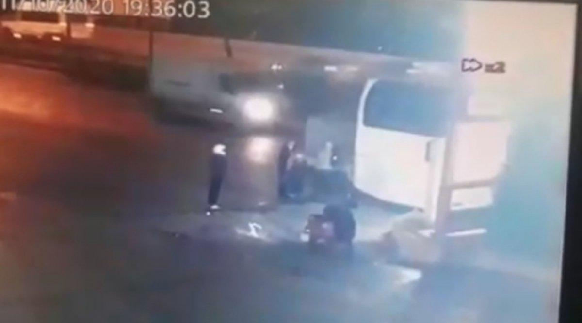 Şişli'de otobüse çarpan kamyonet sürücüsü hayatını kaybetti