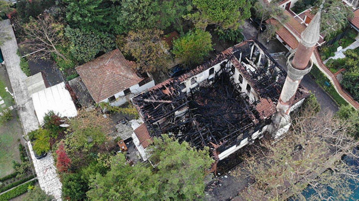 Cumhurbaşkanı Erdoğan: Vaniköy Camii’nde çıkan yangın hepimizi derinden üzmüştür
