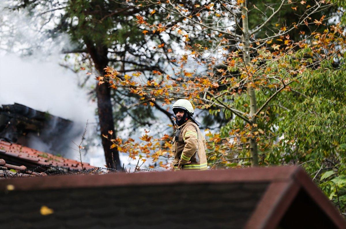 Vaniköy Camisi'nde çıkan yangınla ilgili 5 kişinin ifadesi alındı