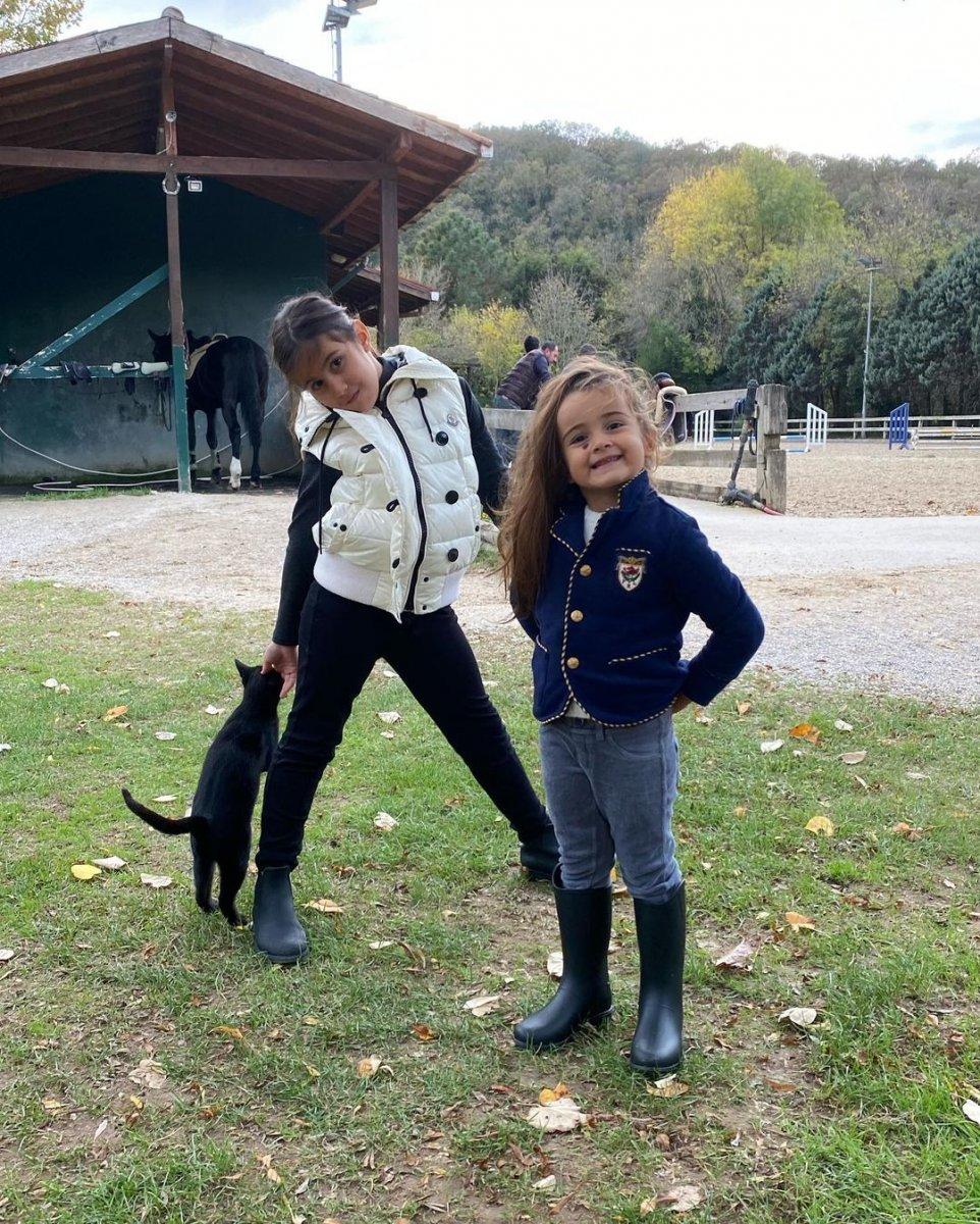 Zeynep Demirel'in at sevgisi