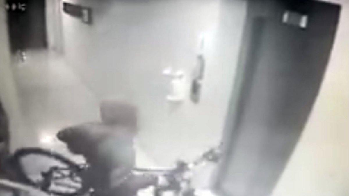 Bursa'da kadınlar ayakkabı, çocuklar bisiklet çaldı