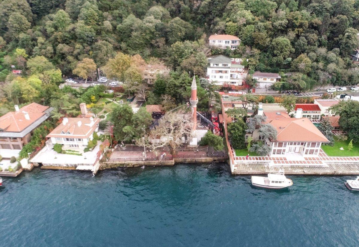 Vaniköy Camisi'nde çıkan yangınla ilgili 5 kişinin ifadesi alındı