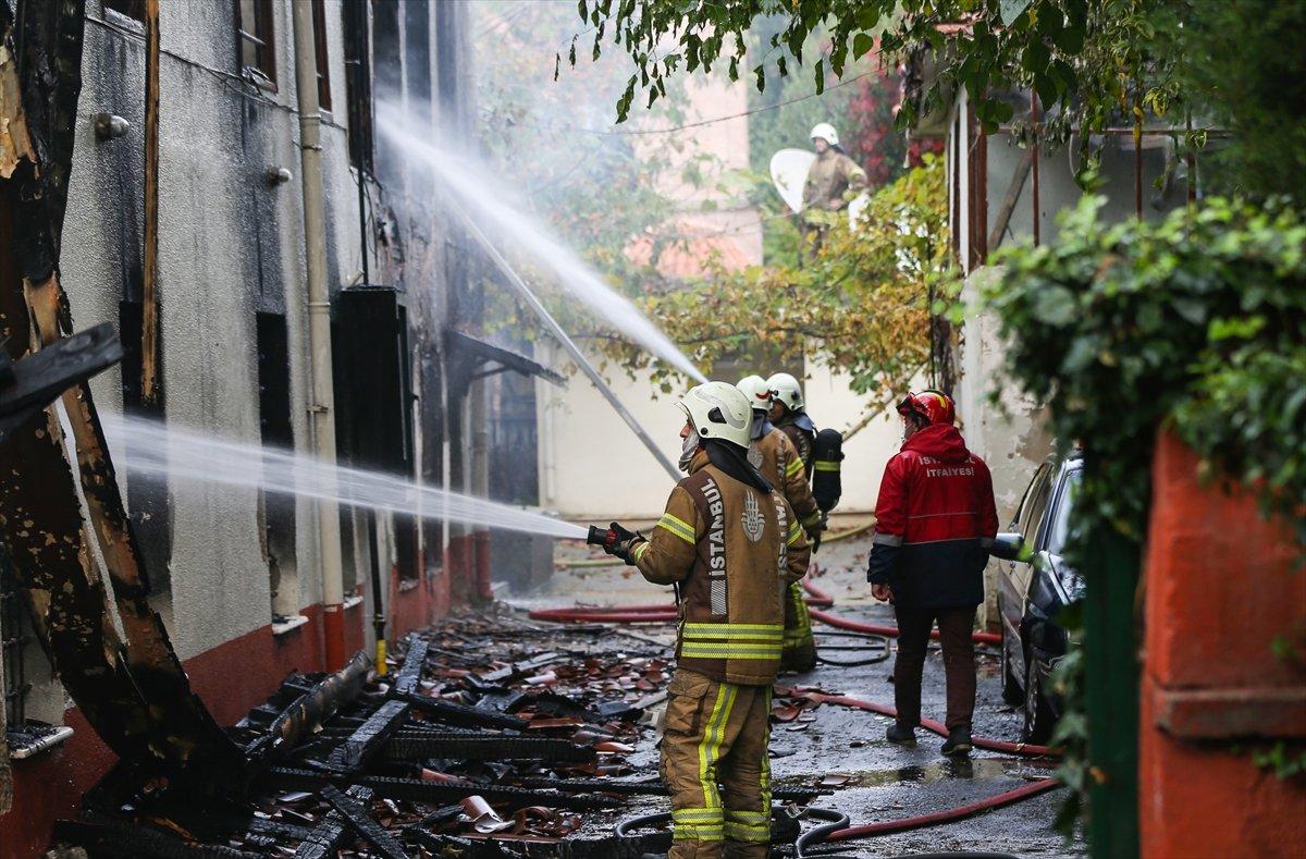 Vaniköy Camisi'nde çıkan yangınla ilgili 5 kişinin ifadesi alındı