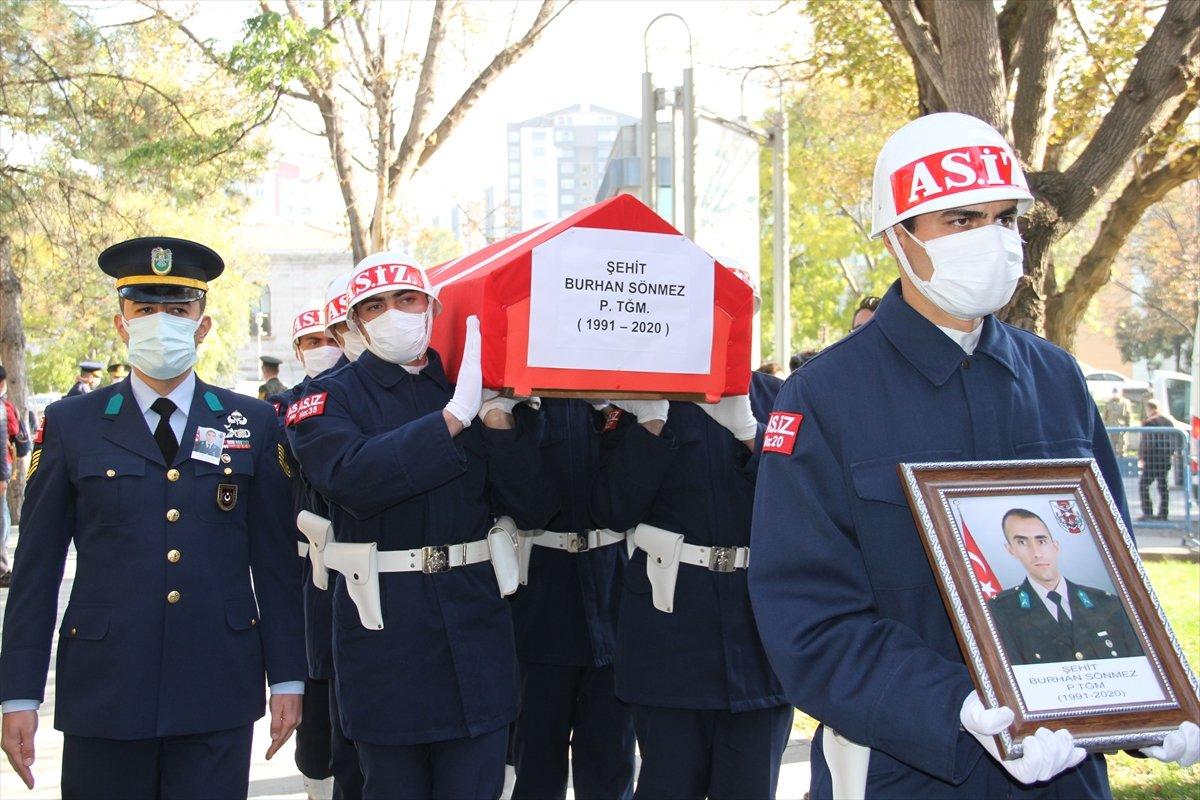 Şehit Piyade Teğmen Burhan Sönmez, memleketi Kayseri'de defnedildi