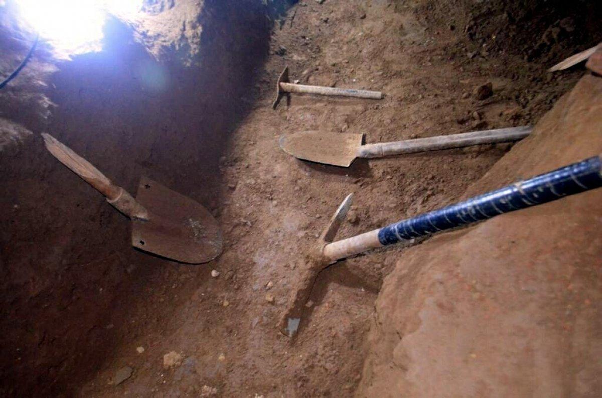 Manisa'da tarihi eser kazısı yapan 7 kişi, suçüstü yakalandı