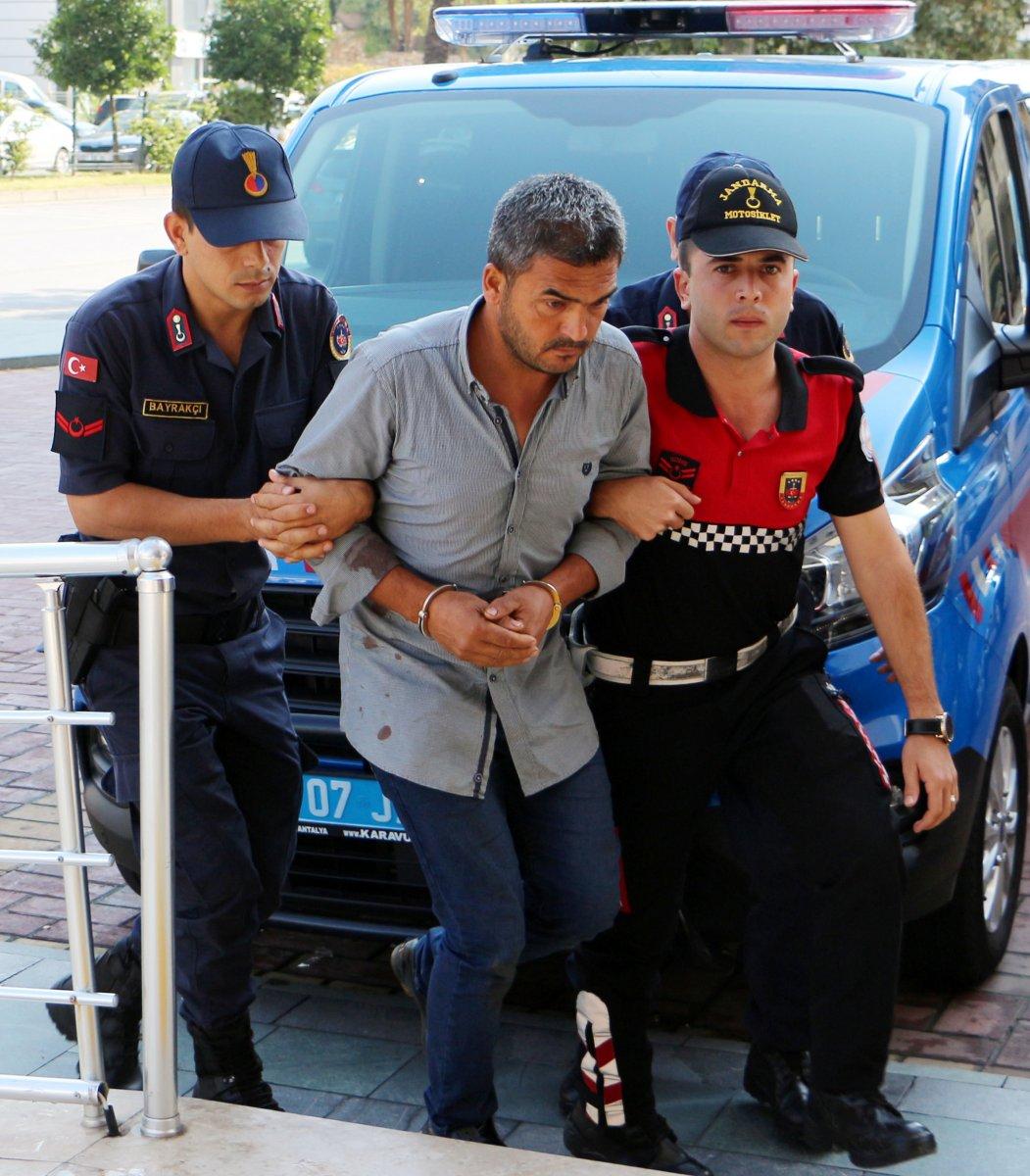 Antalya'da boşanmak isteyen eşini öldüren sanığa ağırlaştırılmış müebbet istemi