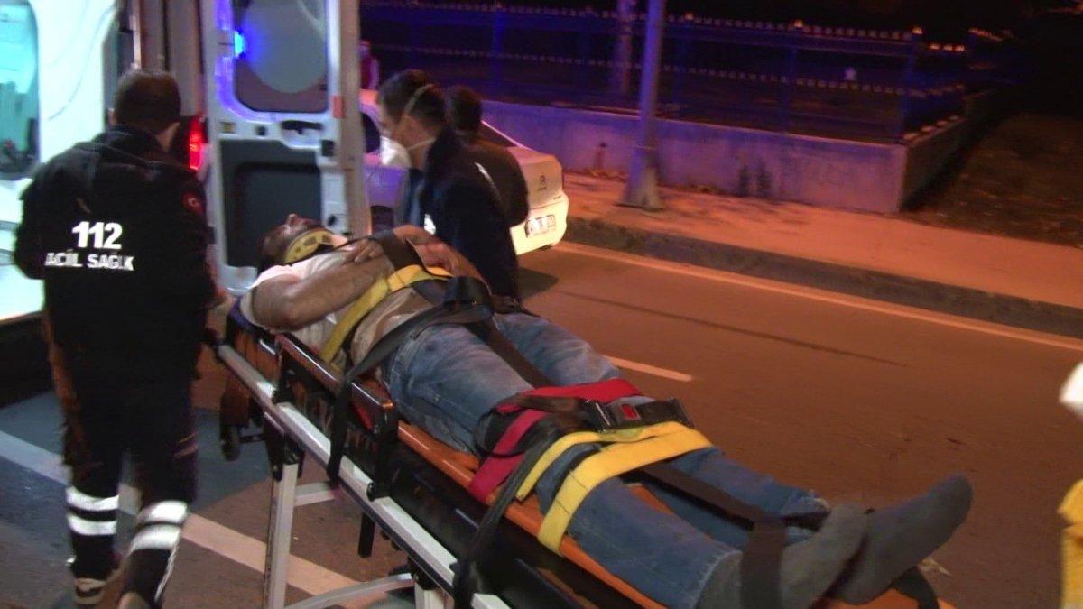 Kartal'da makas atan araç ikiye bölündü