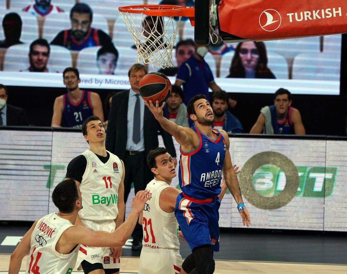 THY Euroleague'de Anadolu Efes, Bayern Münih'e 74-71 mağlup oldu