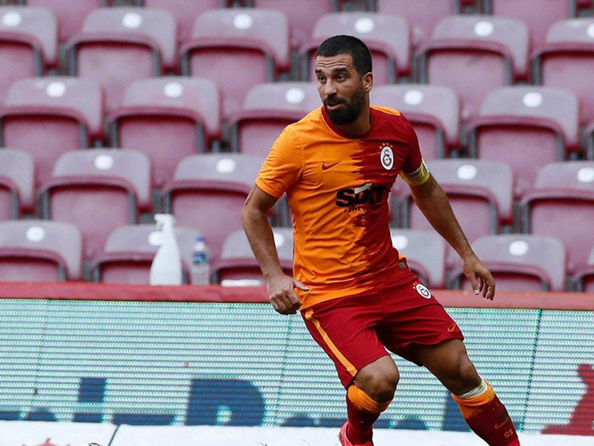 Arda Turan: Koronavirüs testim pozitif çıktı