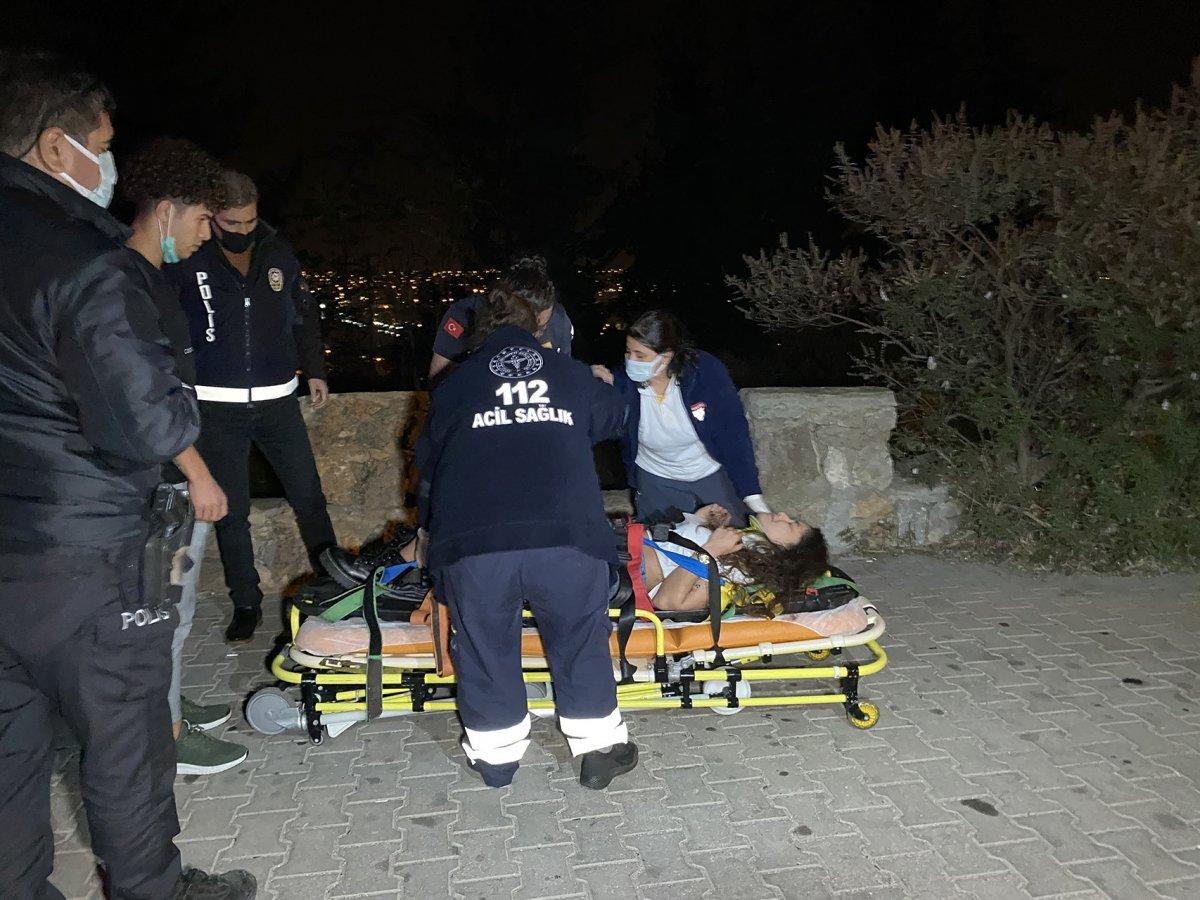 Muğla'da manzara seyrederken uçuruma düştü