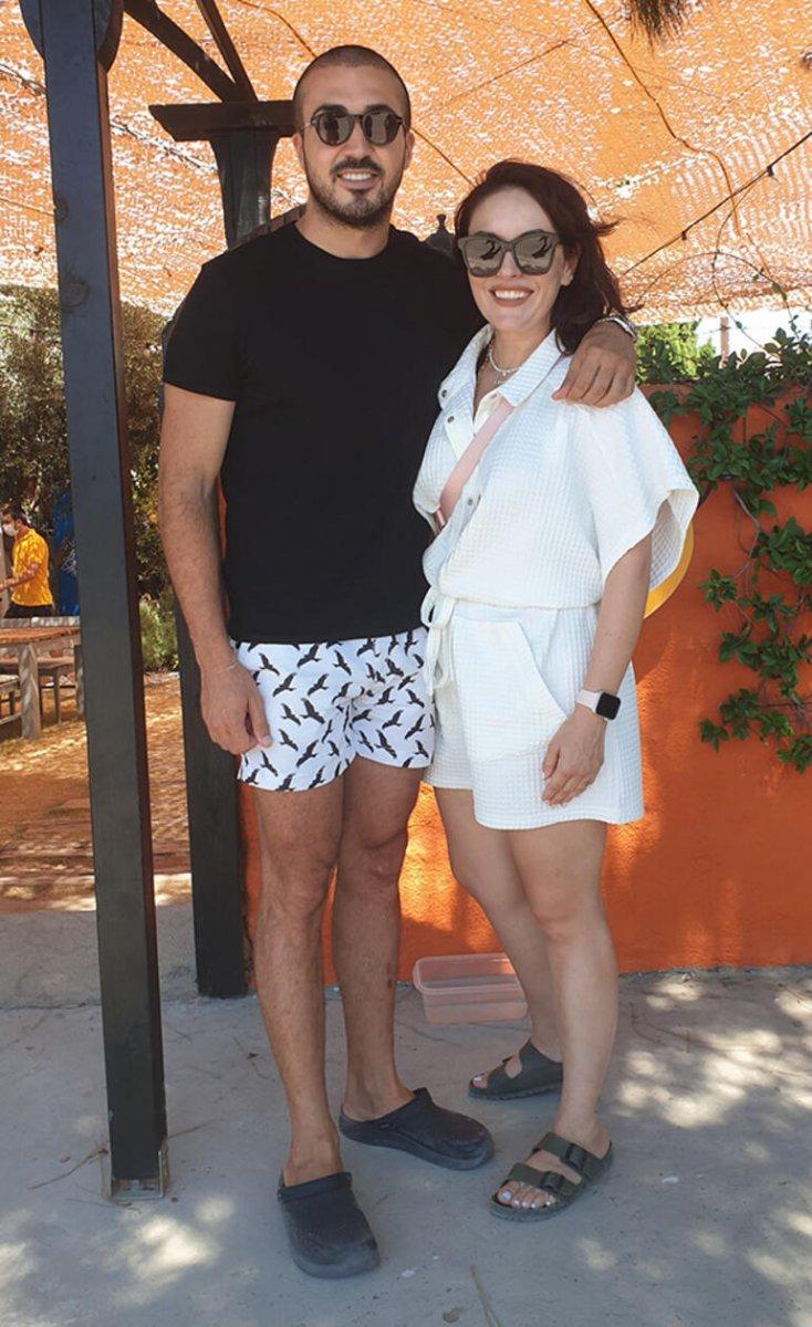 Ezgi Mola'nın sevgilisi Mustafa Aksakallı kimdir? Mustafa Aksakallı kaç yaşında, ne iş yapıyor?