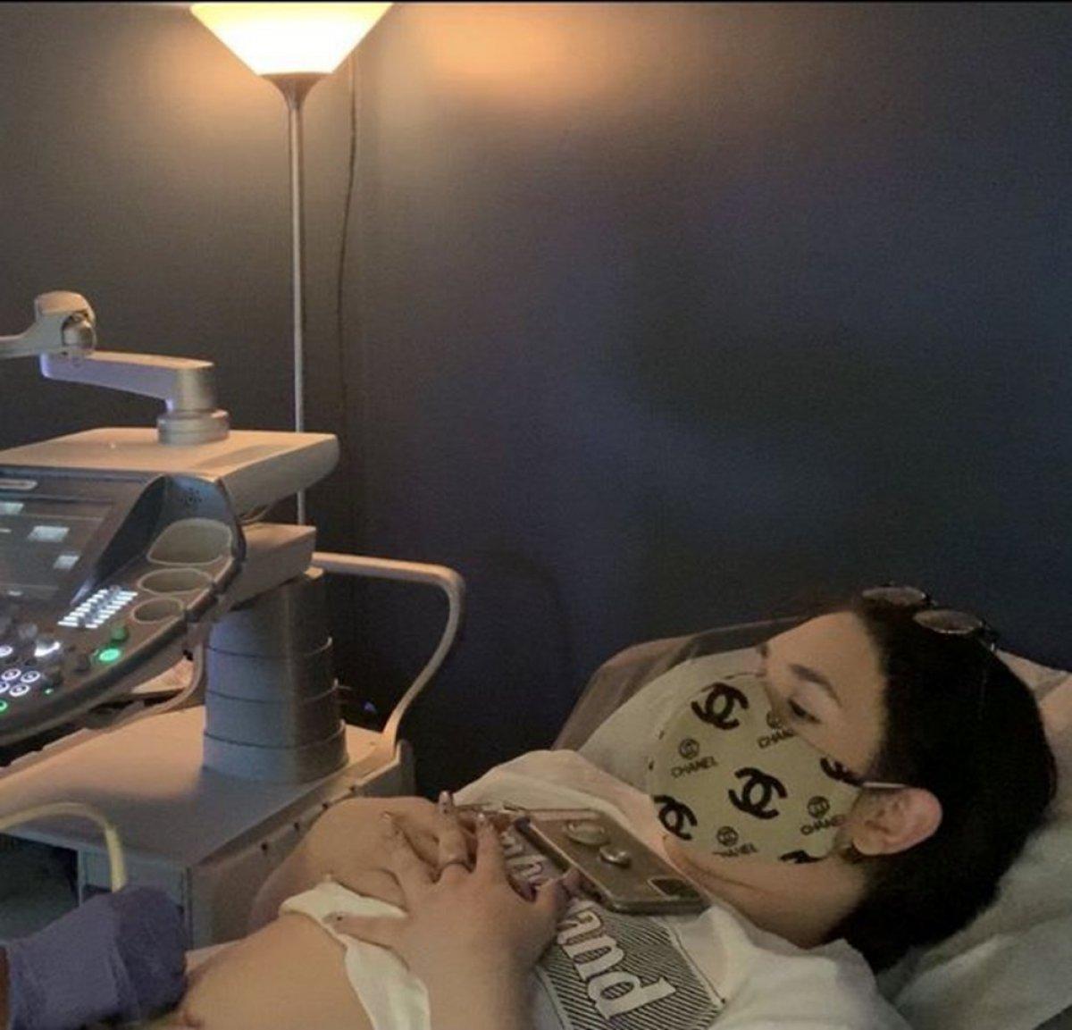 ABD'de kadın üreme organlarıyla erkek olarak doğdu, hamile kaldı