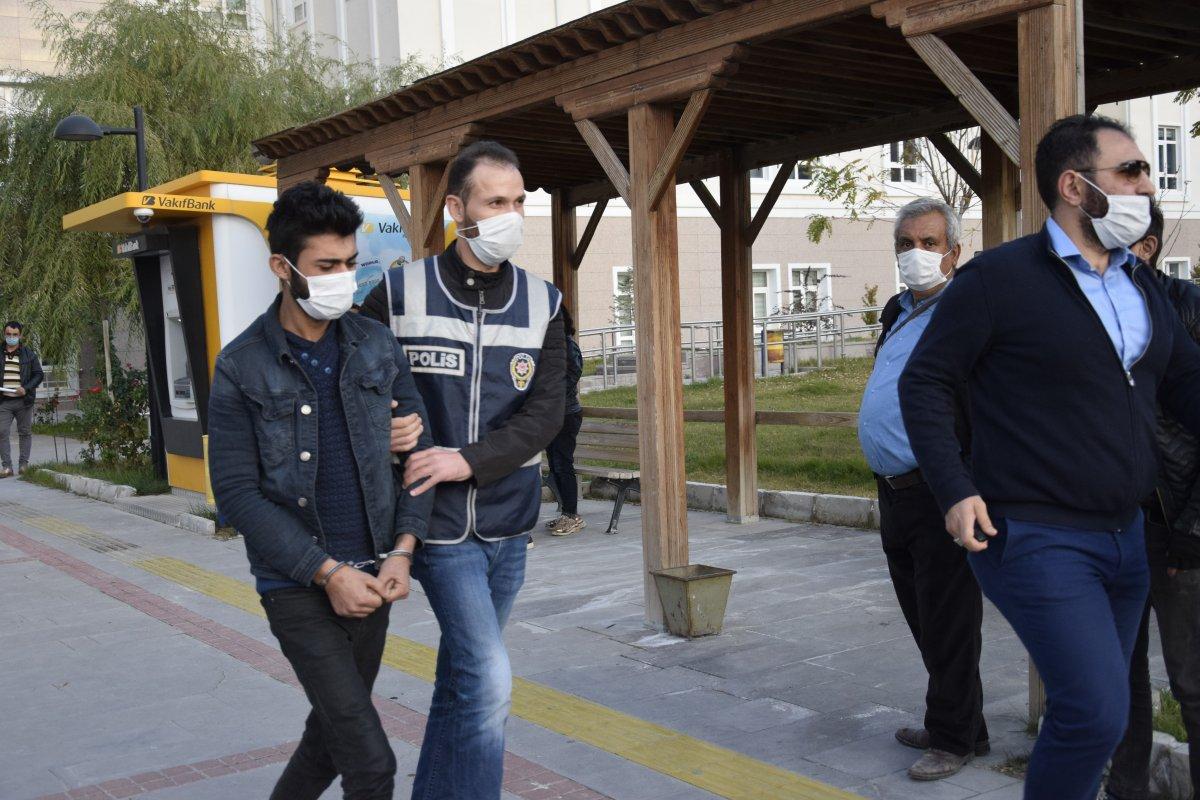 Burdur'da seyyar satıcıyı döven gruptan 1 kişi tutuklandı