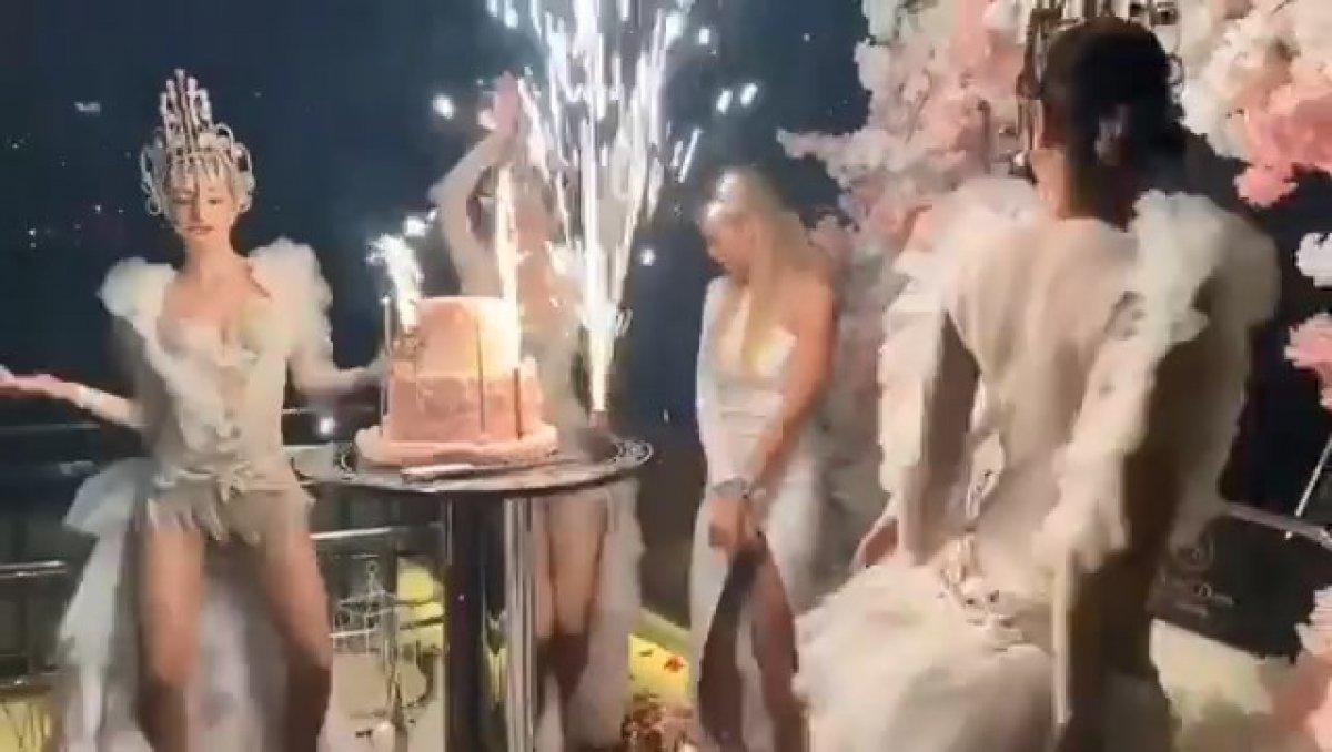 Boğaz’da yine yat partisi: Yasağa uymayanlar doyasıya eğlendi