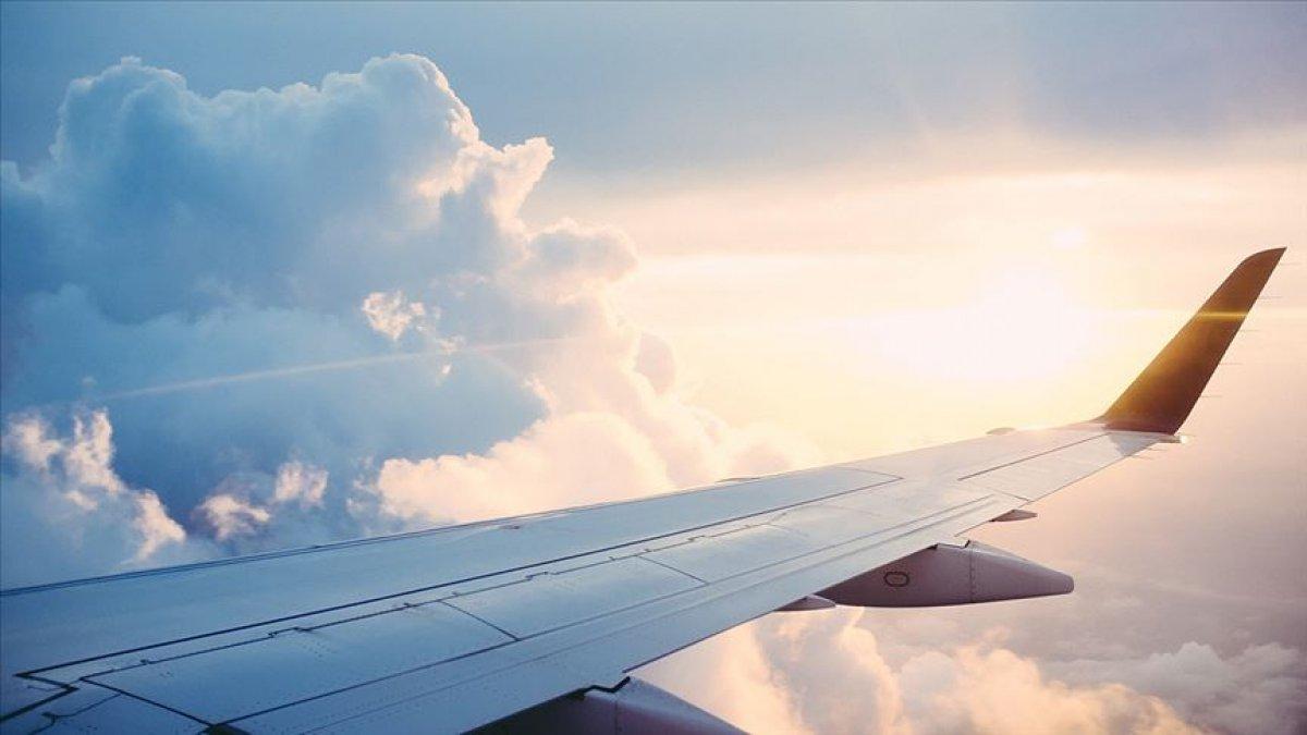 Uçak seferleri iptal edildi mi? Sokağa çıkma yasağında uçuşlar yapılacak mı? Bileti olanlar ne yapacak?