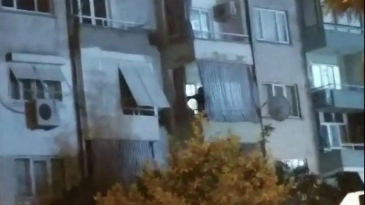 Aydın’da 11 yaşındaki oğlunu oklavayla öldüresiye dövdü