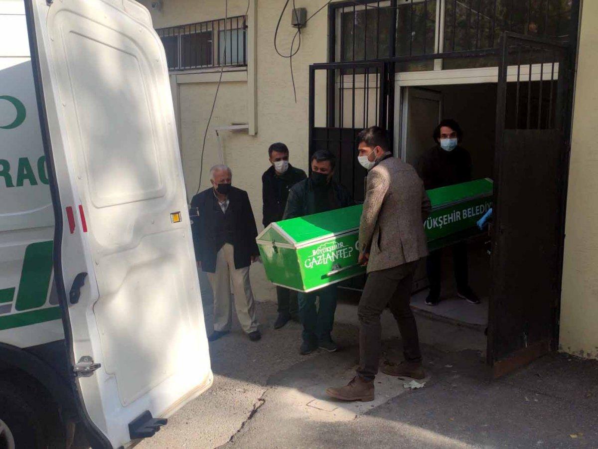 Gaziantep'te arkadaşını öldürüp, evinin avlusuna gömdü