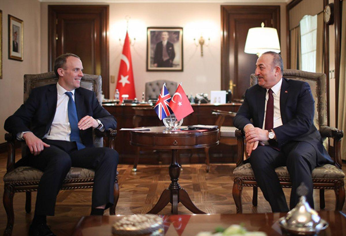 Mevlüt Çavuşoğlu, Birleşik Krallık Dışişleri Bakanı ile görüştü