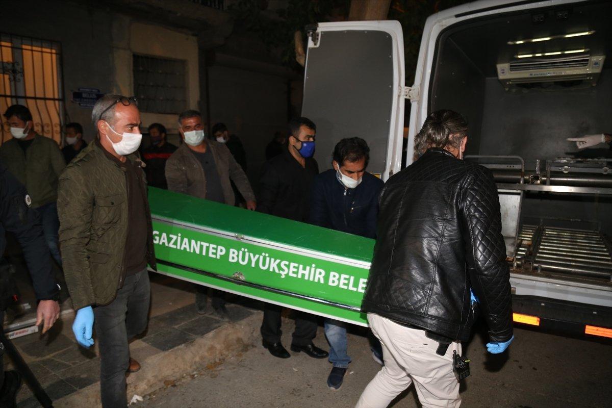 Gaziantep'te kayıp kişinin cesedi, merdiven altında bulundu